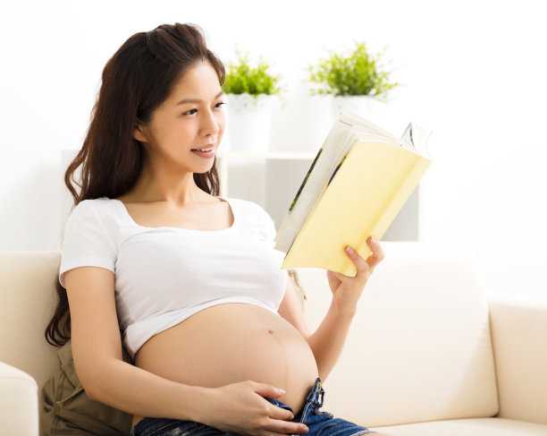 想怀孕怀不上教你三招，抓住排卵期香港能做借卵试管婴儿能事半功倍